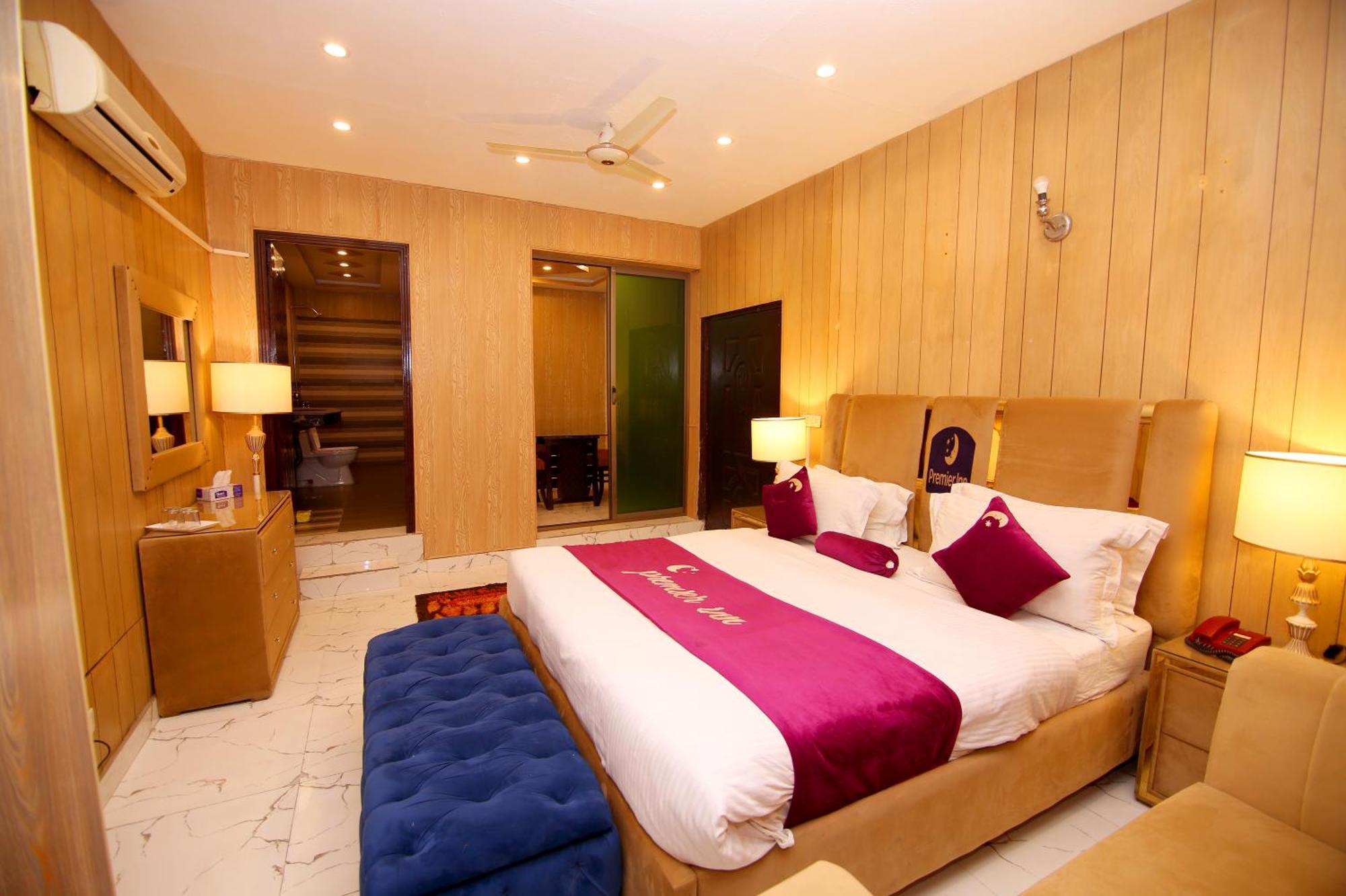 Premier Inn Johar Town Lahaur Zewnętrze zdjęcie