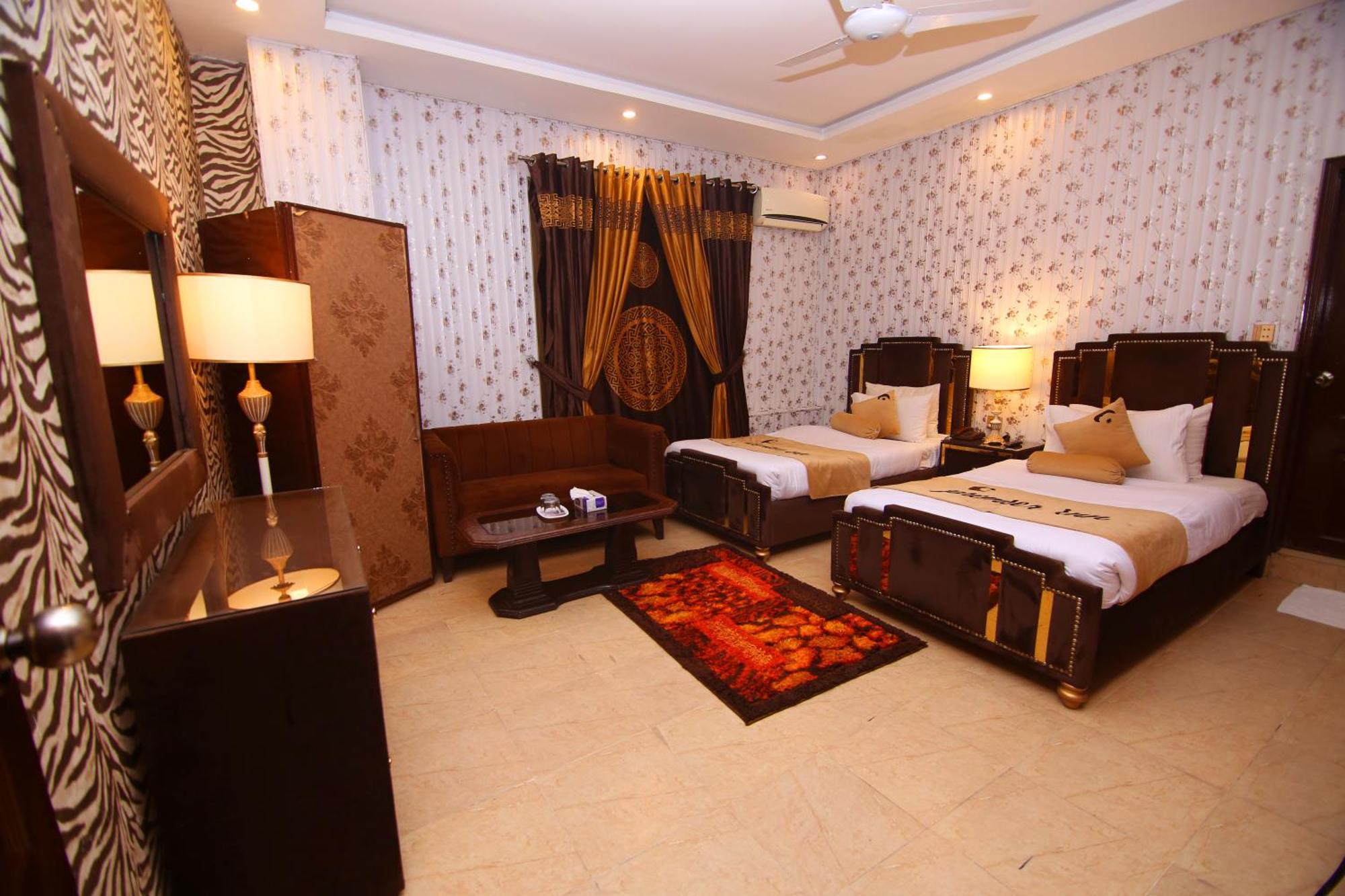 Premier Inn Johar Town Lahaur Zewnętrze zdjęcie