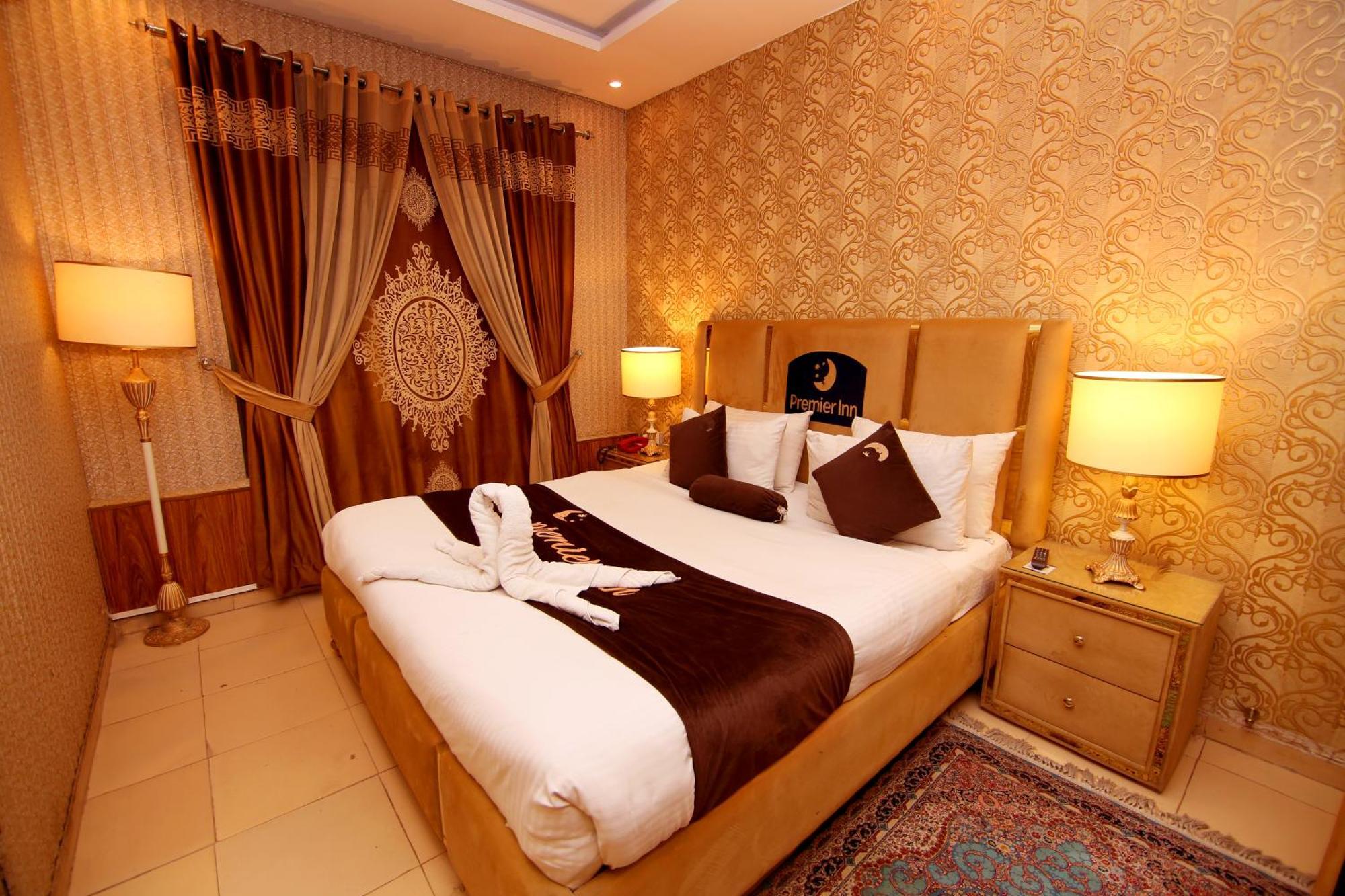 Premier Inn Johar Town Lahaur Zewnętrze zdjęcie