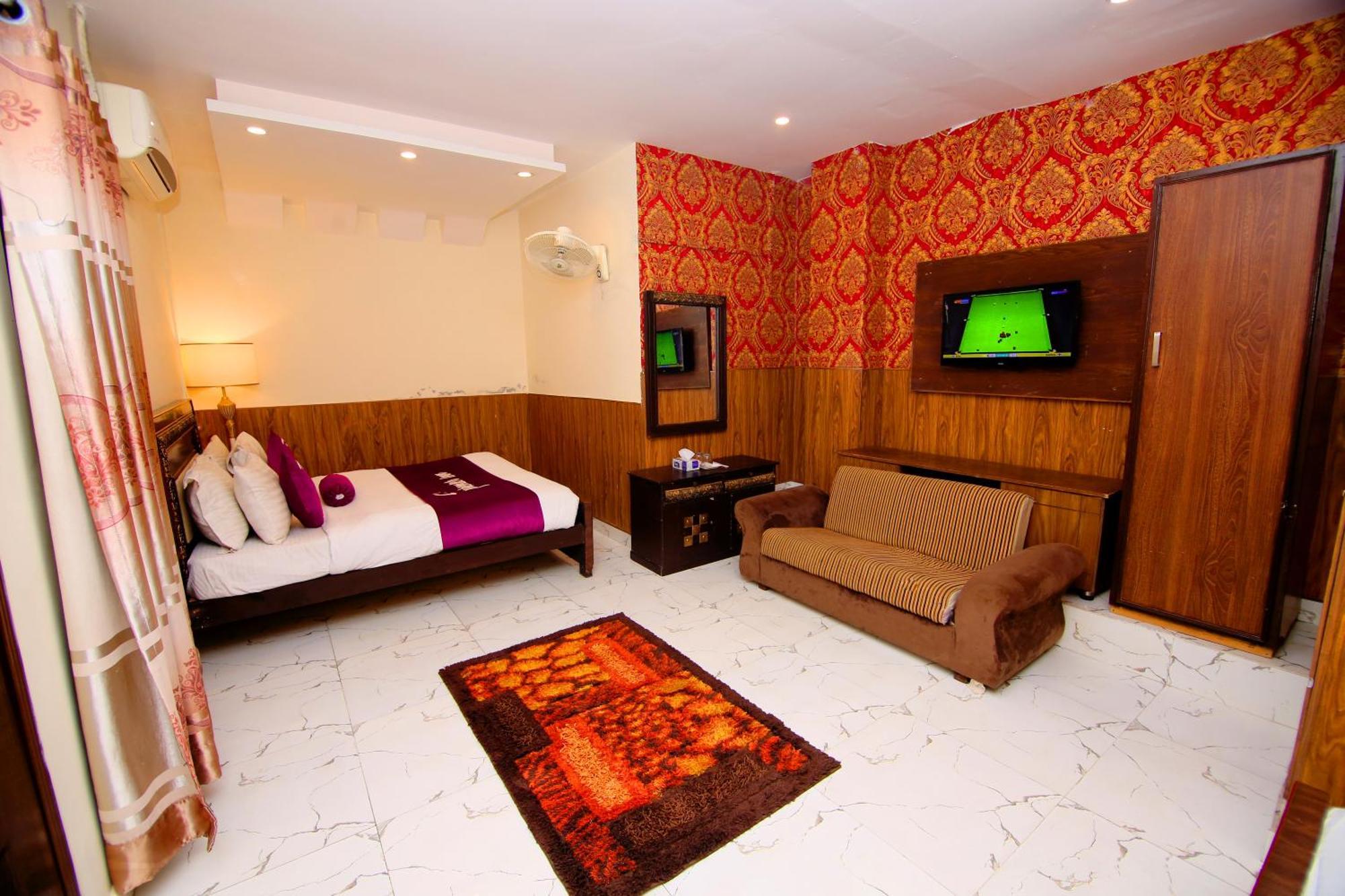 Premier Inn Johar Town Lahaur Zewnętrze zdjęcie